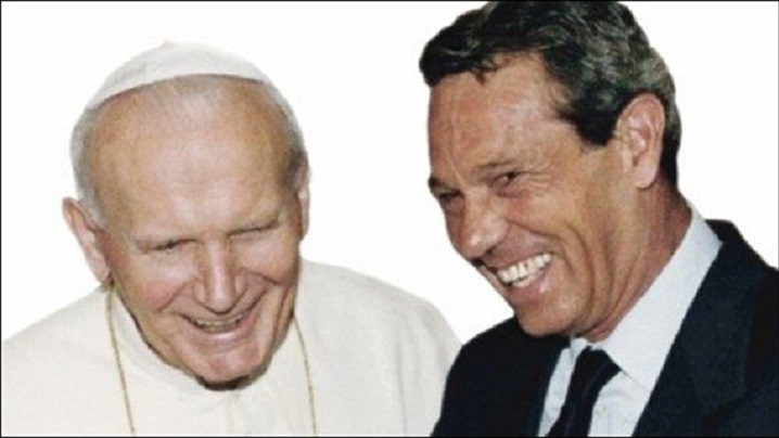 Karol Wojtyła în memoriile lui Navarro-Valls. Un papă relatat de purtătorul său de cuvânt