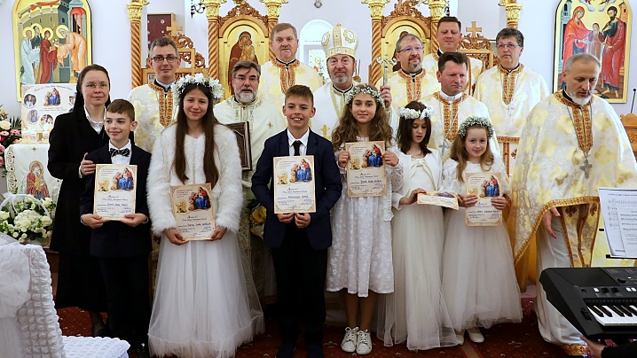PF Claudiu, la Sanctuarul CMD din Cluj-Napoca: Prima Sfântă Împărtășanie 