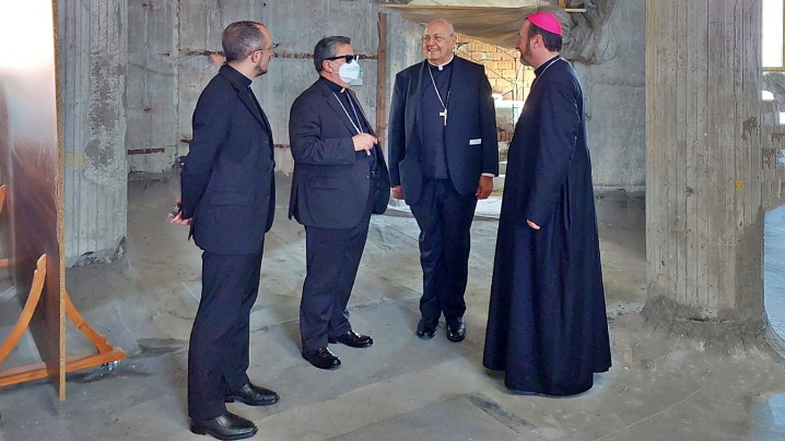FOTO: Vizita Cardinalului Sandri la Catedrala în construcție din Cluj-Napoca