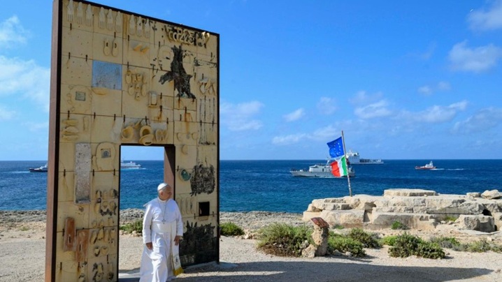 Leon XIV, la Lampedusa: Am venit aici ca să vă spun că papa este alături de voi