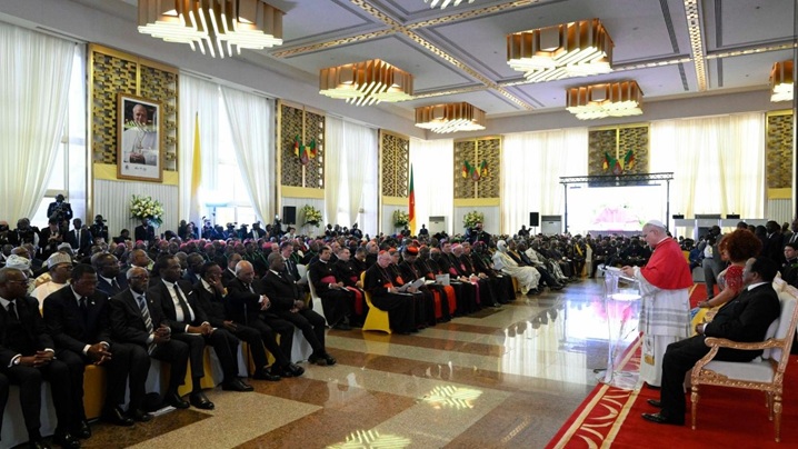 Leon XIV, autorităților din Camerun: Pacea nu se decretează, se primește și se trăiește