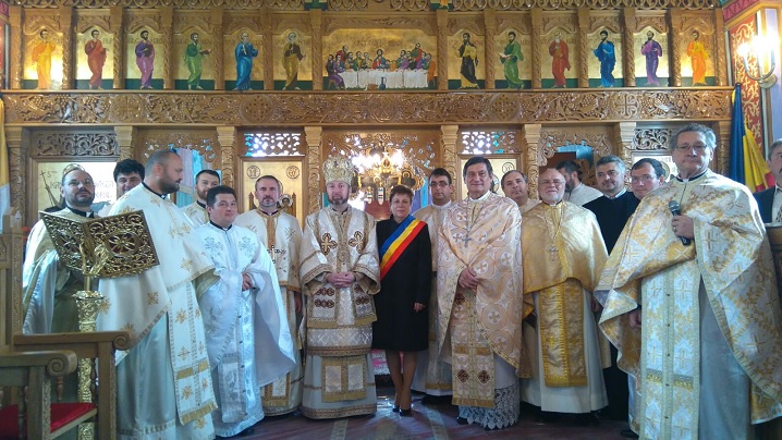 FOTO: Resfințirea bisericii din Alămor
