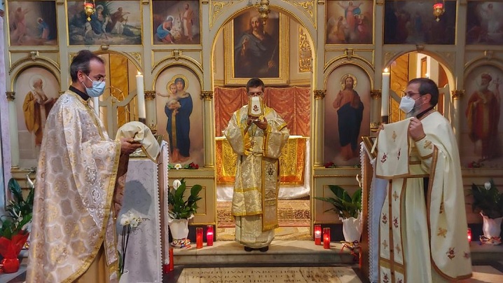 Celebrare arhierească la biserica Preasfântului Mântuitor din Roma