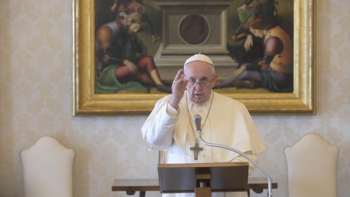 ”Doamne, cum de cunoști numai iubirea?”: Papa Francisc, despre rugăciunea creștină