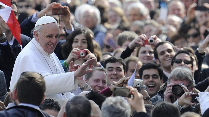 Lacrimile materne izvor de viață și speranță: papa Francisc, la audiența generală