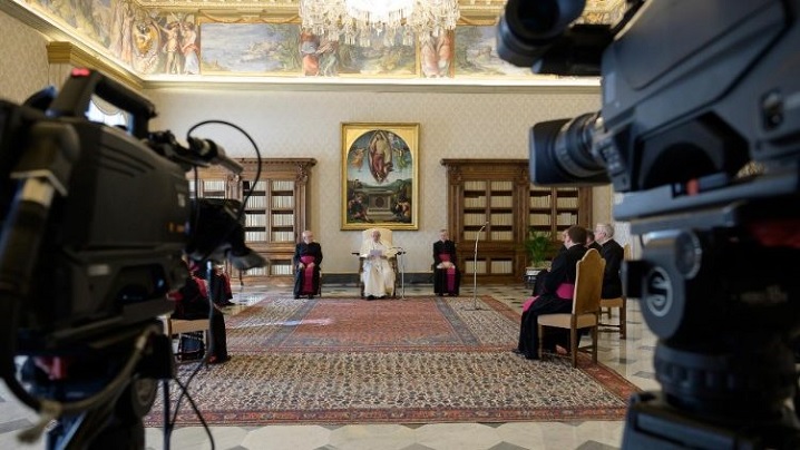 Audiență generală inedită. Papa Francisc: mă rog pentru cei afectați de virus