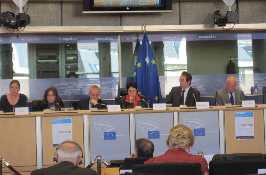 FOTO: respectarea vieţii umane în Europa, o problemă politică