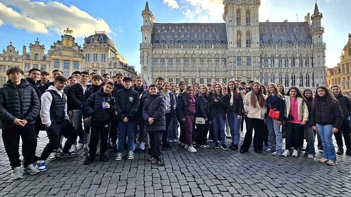 FOTO: Tineri pelerini în inima Europei, cu inima deschisă spre Dumnezeu