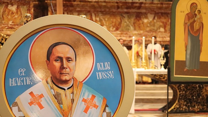 „Cardinalul Iuliu Hossu se întoarce acasă” – Relicva martirului, depusă pe mormântul Sfântului Petru