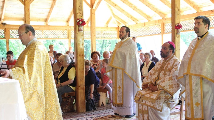 FOTO: tradiţionalul pelerinaj la Sanctuarul Arhiepiscopal Major de la Cărbunari