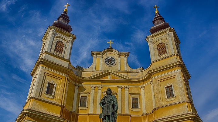 Conferinţa Episcopilor din România se reuneşte la Oradea