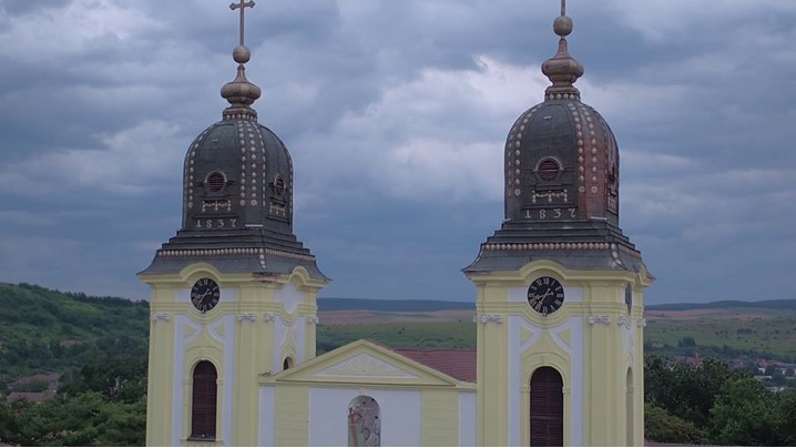Catedrala Blajului: Sfânta Liturghie Arhierească din Duminica a II-a după Paști, în direct la TVR 3 și Radio Blaj TV