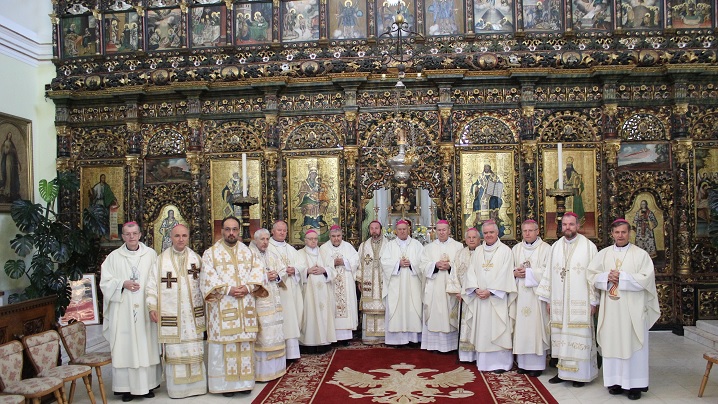 Foto: Sfânta Liturghie în ritul latin în Catedrala Blajului