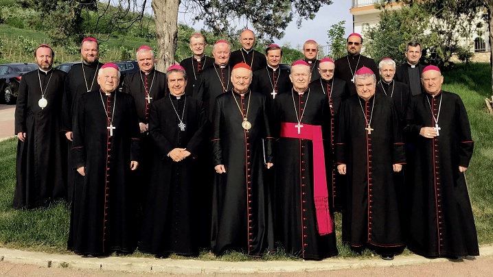 București: Sfânta Liturghie celebrată de Episcopii catolici din România