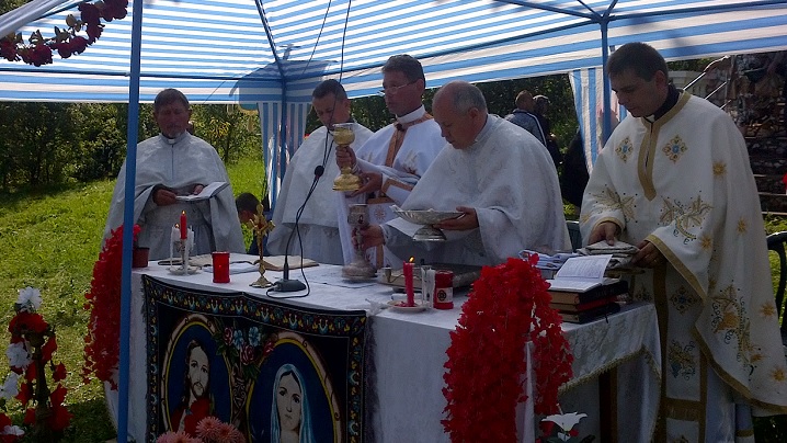 A FOST MARE SĂRBĂTOARE LA CHIHERU DE JOS