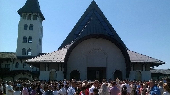 Sfințirea Bisericii Mănăstirii Carmelitane de la Cioflinceni