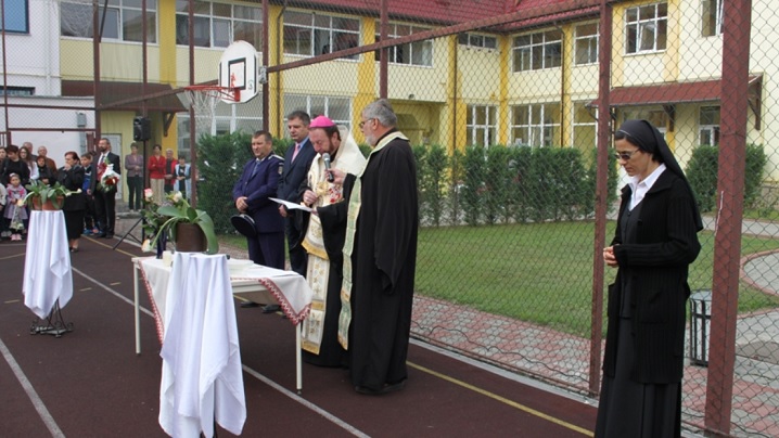 FOTO: Deschiderea anului școlar la cel mai vechi liceu din Blaj
