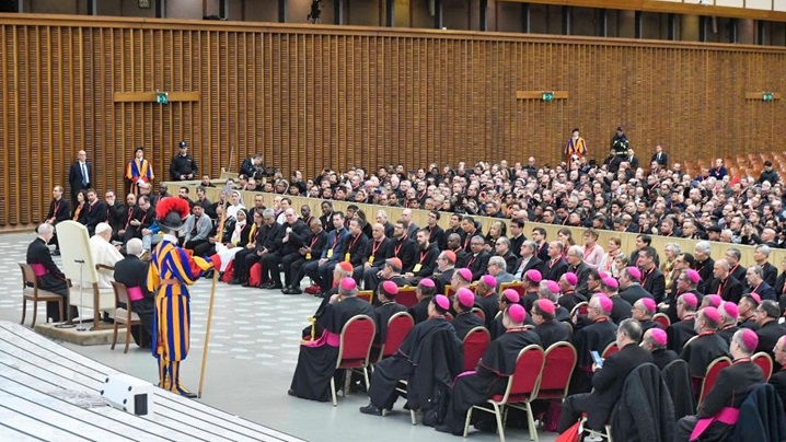Papa Francisc: Discurs adresat participanţilor la Întâlnirea Internaţională despre Formarea Permanentă a Preoţilor promovată de Dicasterul pentru Cler