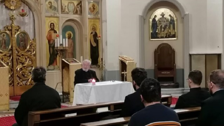 Colegiul Pontifical Pio Romeno: Conferință spirituală în biserica colegiului cu Pr. Mihály Szentmártoni