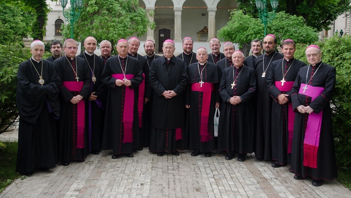 FOTO: Episcopii catolici din România reuniți la București 