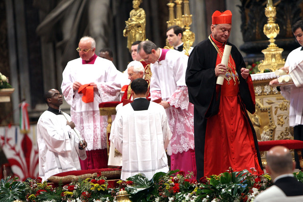 Pe 6 ianuarie 2012, Benedict al XVI-lea anunța crearea celui de-al III-lea Cardinal român