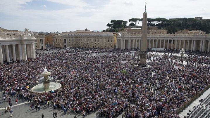 4 milioane de credincioși au fost la Vatican în anul 2016 