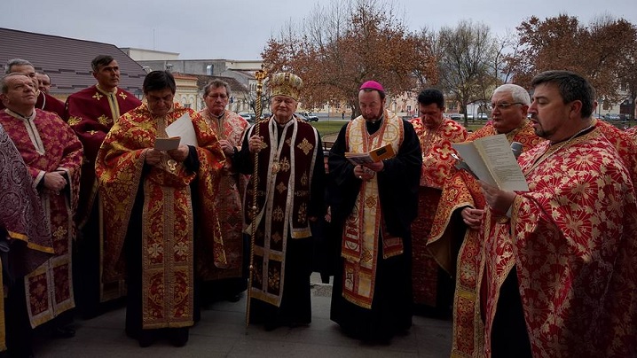 FOTO: Deschiderea Porții Sfinte în Arhieparhia de Alba-Iulia și Făgăraș