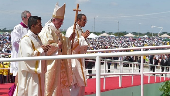 Papa Francisc în Ecuador. Sf. Liturghie la Guayaquil