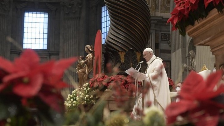 Papa Francisc: Fără dorul de Dumnezeu, rămânem ”parcați” într-o religie formală