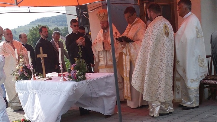 Sfințirea Bisericii Greco-Catolice “Schimbarea la Față” din Ghirișu Român