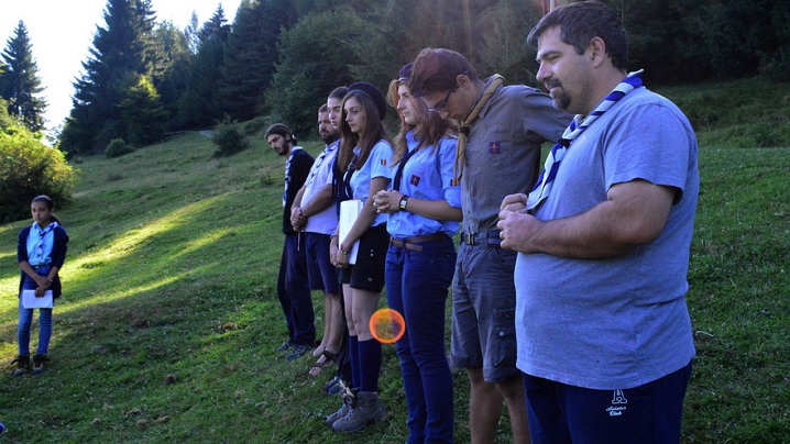 FOTO: În tabără, cu Cercetaşii Români Uniţi