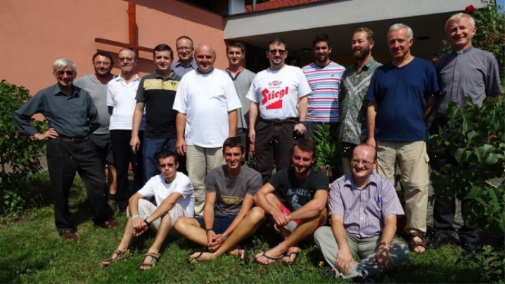 Întâlnire în trei timpi: Adunarea Regională a Iezuiților din România 2015