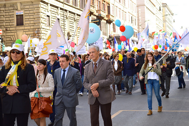 Click pentru zoom