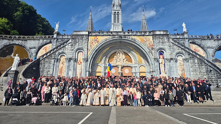 FOTO: Pelerinajul Parohiei Greco-Catolice Române din Paris la Lourdes