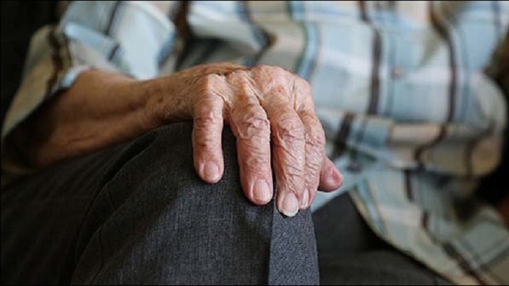 Olanda: Cale liberă pentru eutanasie pentru persoanele bătrâne afectate de slăbiciuni foarte obişnuite