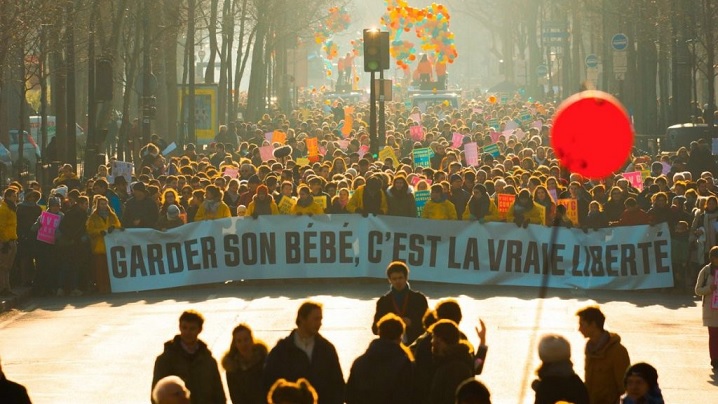 FOTO & VIDEO: 50.000 de persoane la Marșul pentru viață de la Paris