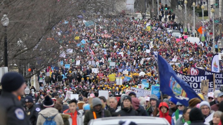 Students for Life din SUA ne arată în 88 de secunde sutele de mii de participanți la Marșul pentru viață 2017 Washington