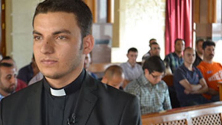 Seminaristul, care a salvat cândva Euharistia de ISIS, se întoarce ca preot