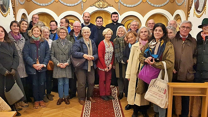 Credincioși din Dieceza de Bordeaux în vizită la Misiunea Greco-Catolică Română din Paris