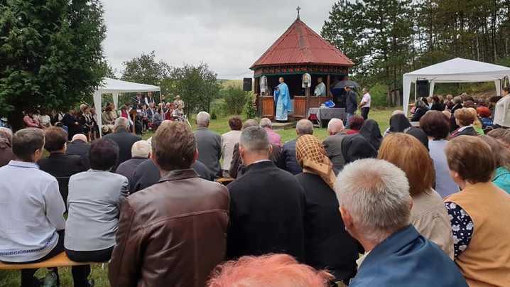 Foto: Pelerinaj la Mănăstirea Greco-Catolică "Înălțarea Domnului" Nima Râciului