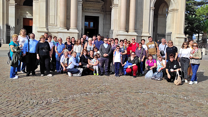 Pelerinaj la Sanctuarul Sfintei Fecioare Maria a Rozariului de la Pompei