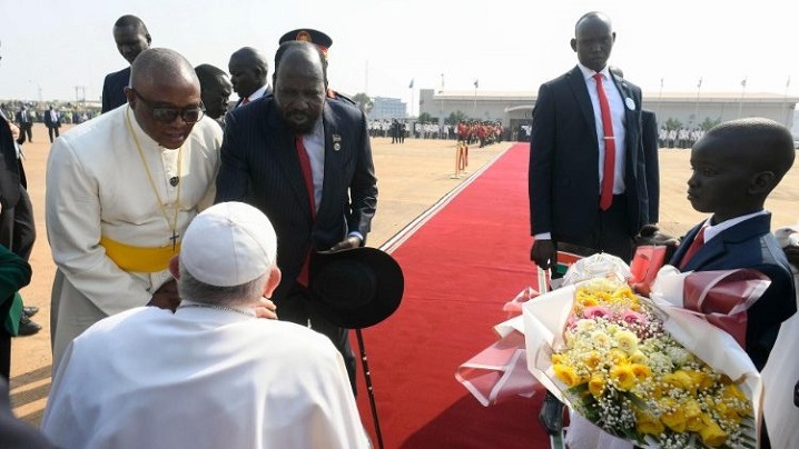 Papa Francisc a ajuns vineri în Sudanul de Sud pentru o călătorie apostolică la Juba