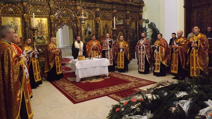 FOTO: Înmormântarea părintelui Nicolae Jidveian