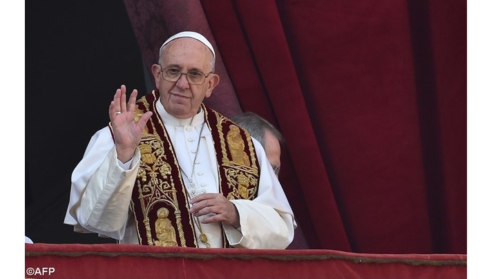 ”Urbi et Orbi”. Papa Francisc: numai milostivirea lui Dumnezeu eliberează omenirea de rău