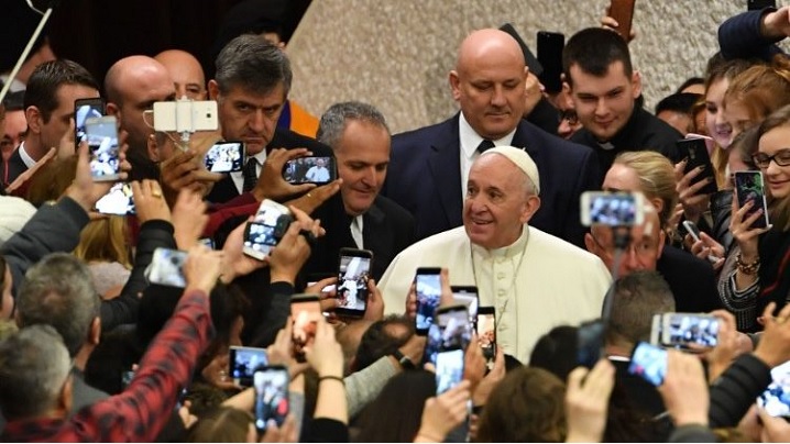 Vizita Papei Francisc în Emiratele Arabe Unite, pentru ”o pagină nouă în istoria religiilor”