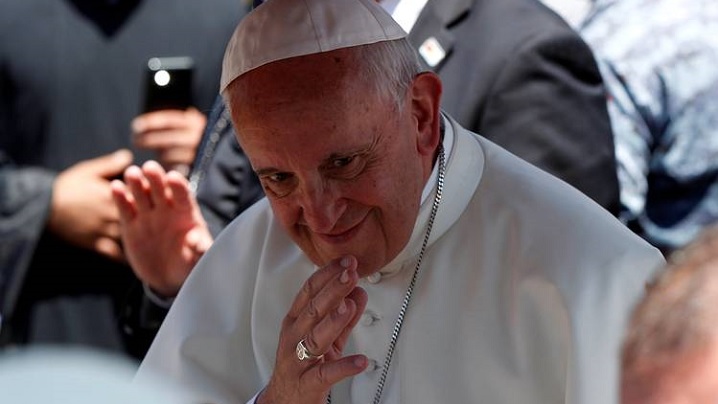 Mass-media răstălmăceşte cuvintele papei Francisc