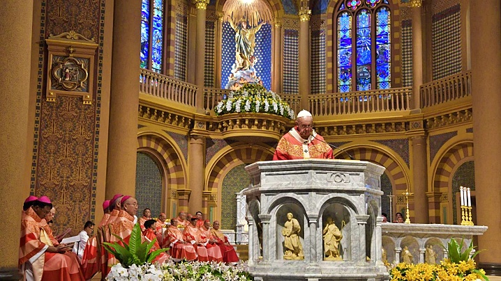 Papa Francisc, la Sf. Liturghie cu tinerii în Thailanda: Nu lăsați să se stingă focul Spiritului Sfânt