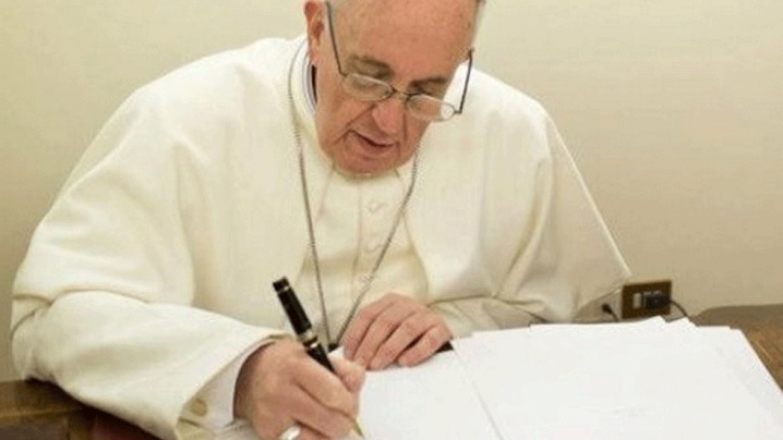 Papa Francisc: Scrisoare apostolică motu proprio ”Summa familiae cura”