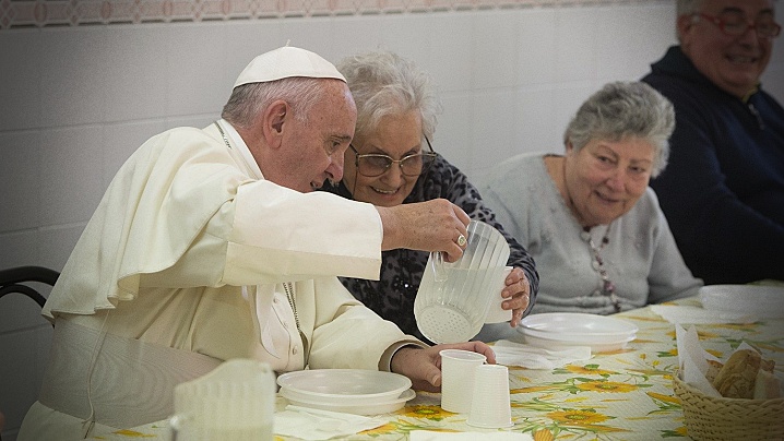 Papa Francisc: Pacea se construieşte având grijă de cei mai vulnerabili