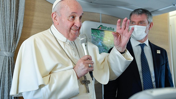 Papa Francisc în Irak. Conferința de presă: Simt din nou că trăiesc, dar 84 de ani nu vin singuri